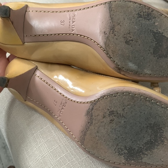 Prada Beige kitten heels - Picture 4 of 5